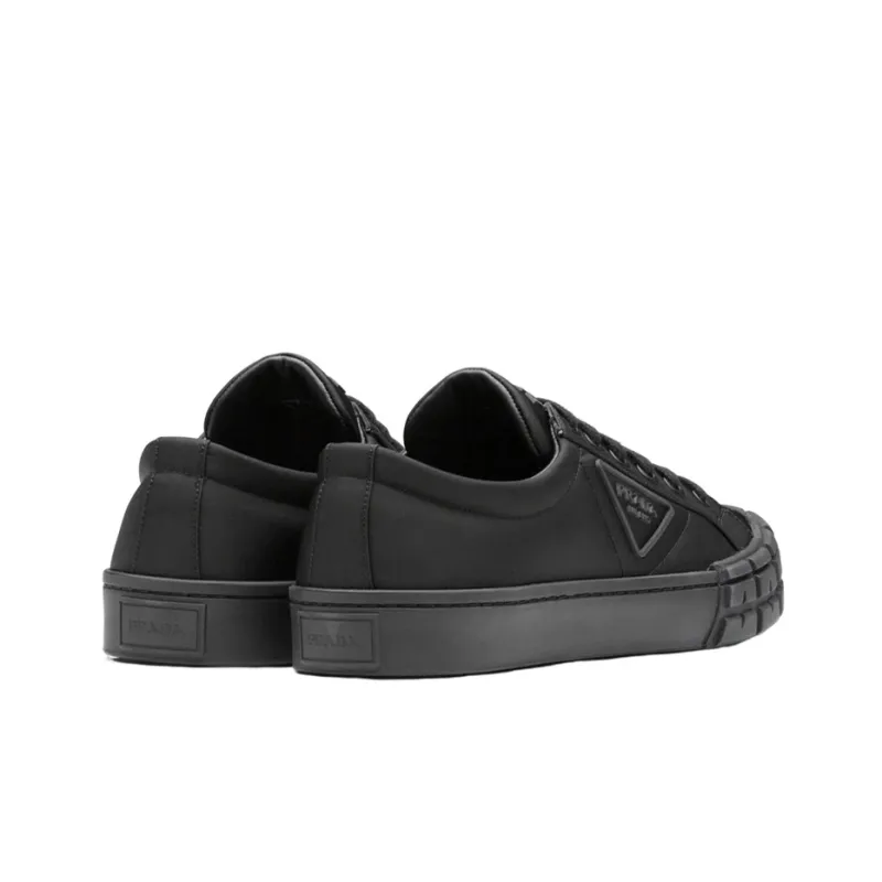 PRADA Wheel Cassetta Low Triple Black-4