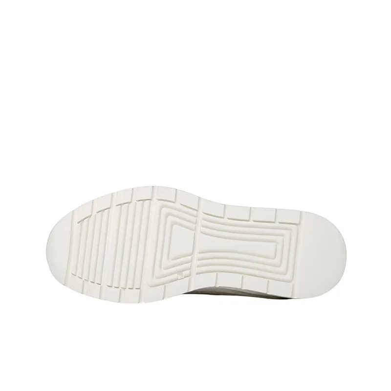COMMON PROJECTS Casual Shoes Women's Low Top White-4