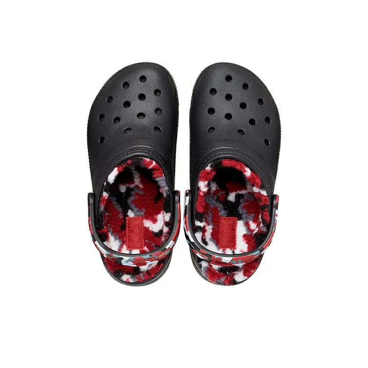 Crocs Classic Lined Camo Clog 'Black & Red'-3