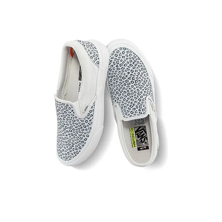 Vans Classic Slip on VR3 Lx 'Black White'-4