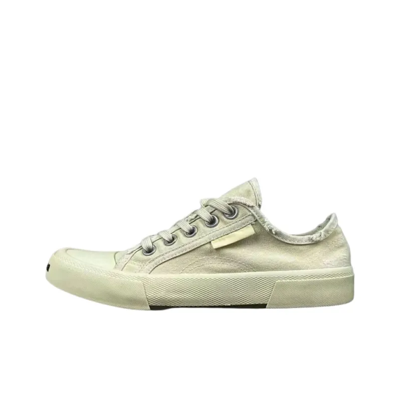 Balenciaga Paris Low Top Sneakers 'White Destroyed Cotton And White Rubber'-0
