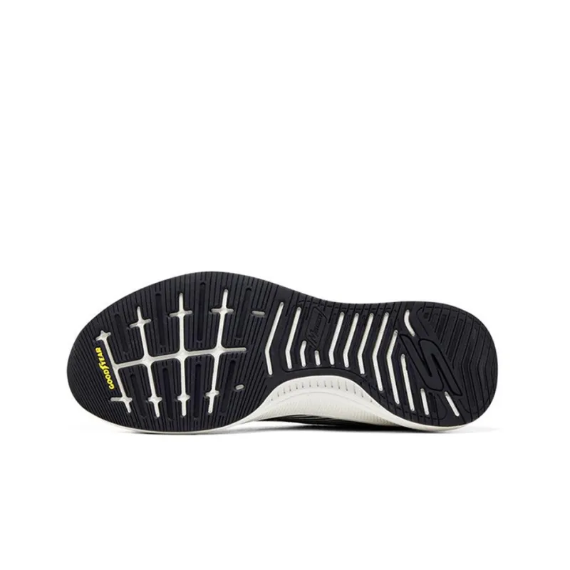 Skechers 'White'-4