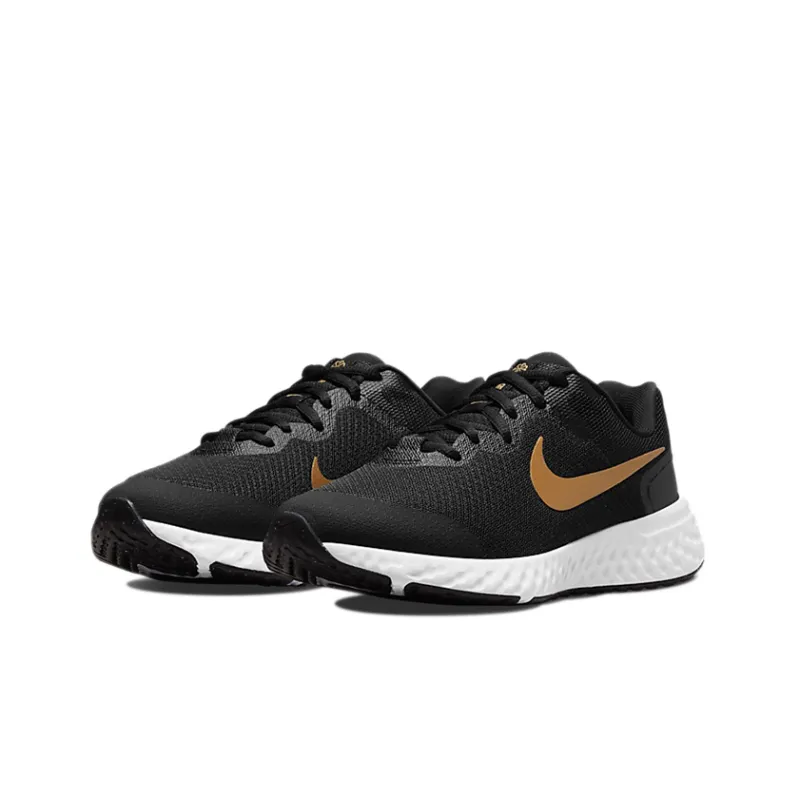 Nike Revolution 6 4E Wide 'Black Metallic Gold' Gs-2