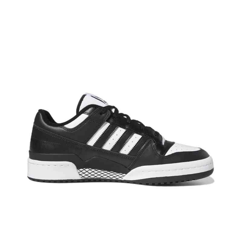Adidas Forum Low Core Black Cloud White-1
