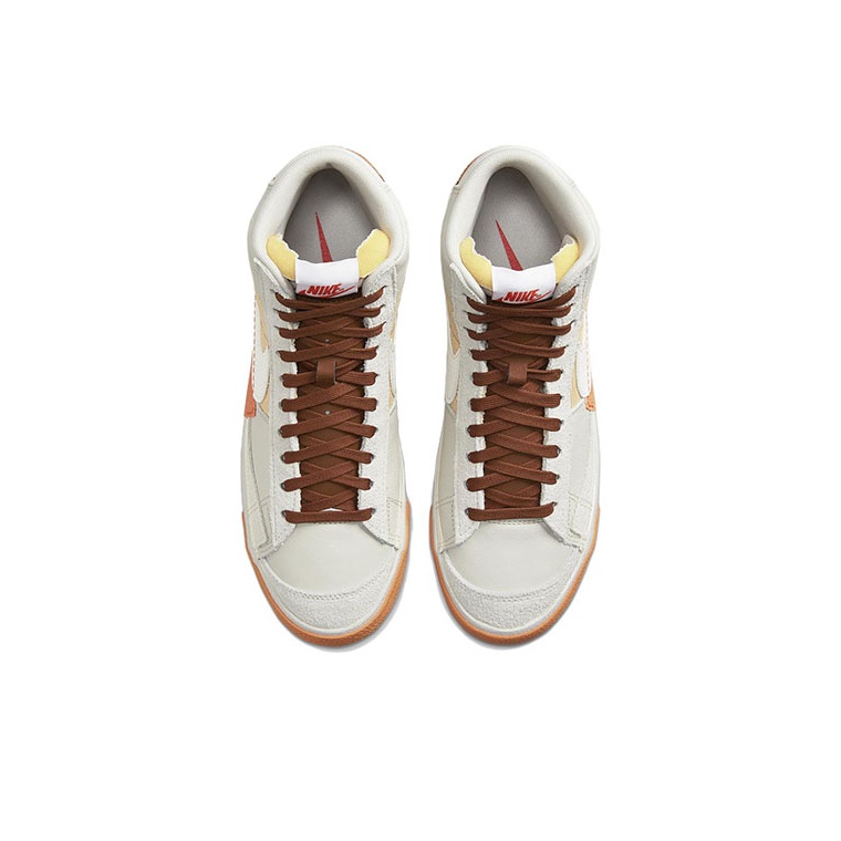 Nike Blazer Mid ‘77 offers Pro Club 'Light Bone Sesame