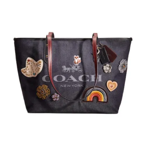 COACH City Zip Tote Shoulder Bags