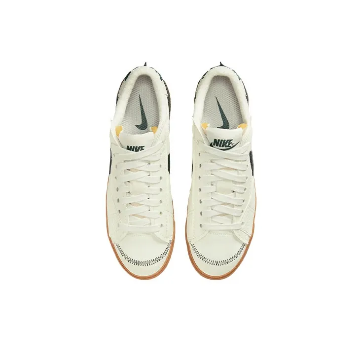 Nike Blazer Low 77 Jumbo Wntr Sail Pro Green Gum-3