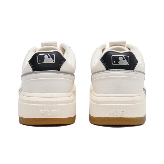 MLB Chunky Liner New York Yankees White - POIZON