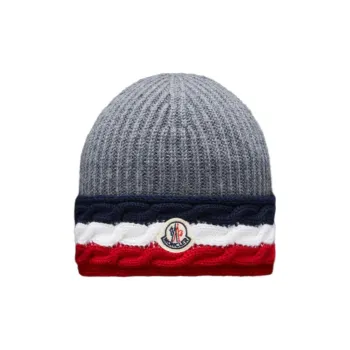 Moncler Logo Patch Knitted Beanie