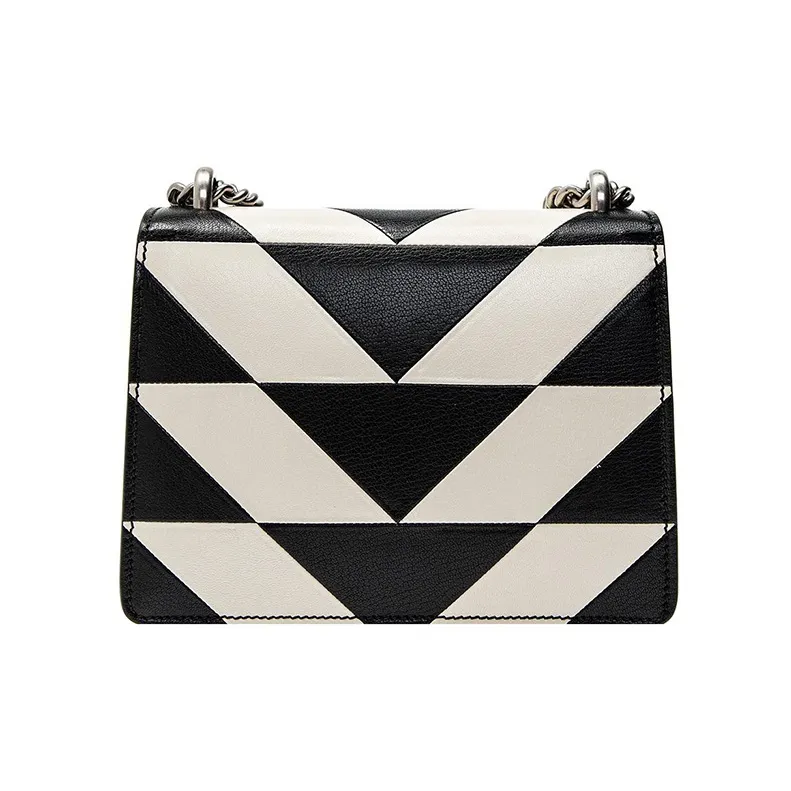 GUCCI Dionysus Shoulder Bags-2