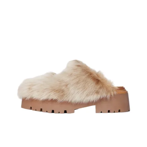 CELINE Closed Toe Slippers Women's