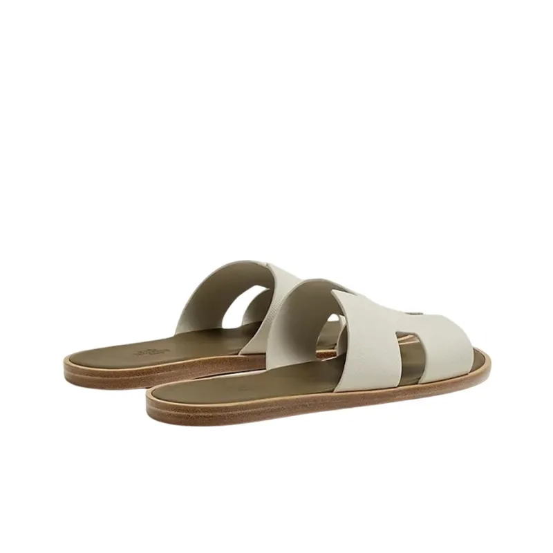 HERMES Izmir Sandal Beige Glaise Vert Toundra Epsom Leather-3