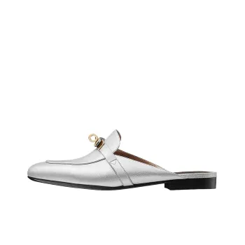 HERMES Slip Resistant Closed Toe Slippers Women's Silver Gray