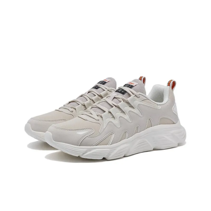 XTEP Abrasion Resistant Low Top Running Shoes Men's-1