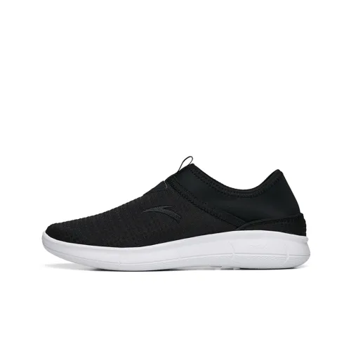 Anta Outdoor Collection Cushioned Slip-Resistant Abrasion-Resistant Low-Top Casual Shoes Women's Black
