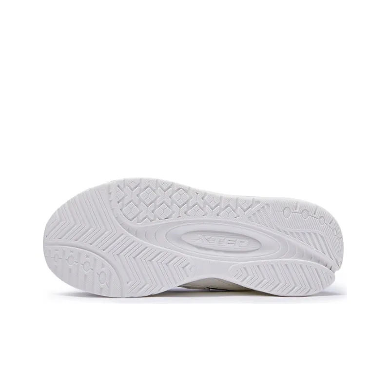 XTEP Lightning Casual Shoes Women's Low Top Black/Sail White-4