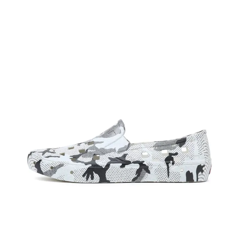 Slip On Trek Vans 'Arctic Camo'-0