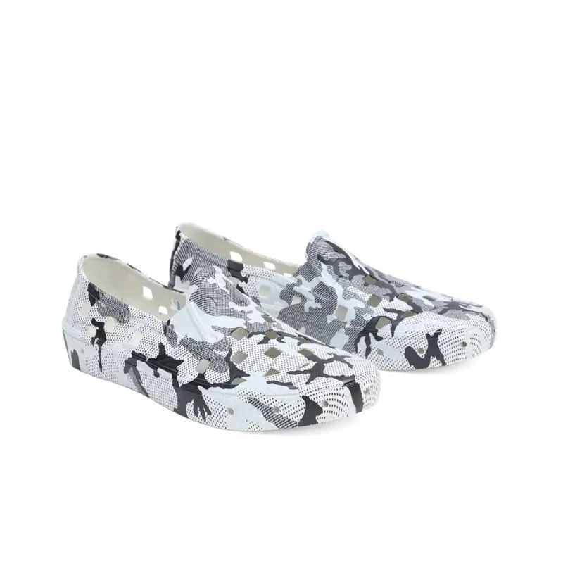 Slip On Trek Vans 'Arctic Camo'-2