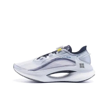 LiNing Jueying Cushioned Slip Resistant Breathable Low Top Running Shoes Women's Light Smoke Gray