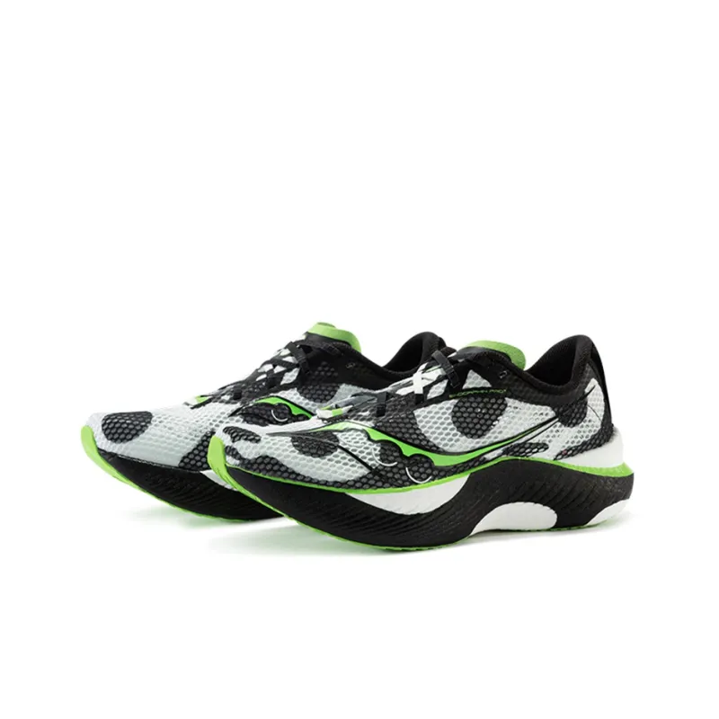 saucony Endorphin Pro 3 'Panda'-2