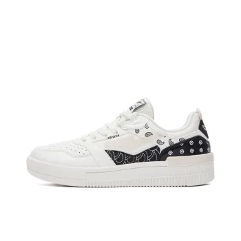 Erke Paisley Collection Low Top Skateboard Shoes Women's White Black