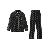 Long-Sleeved Women's