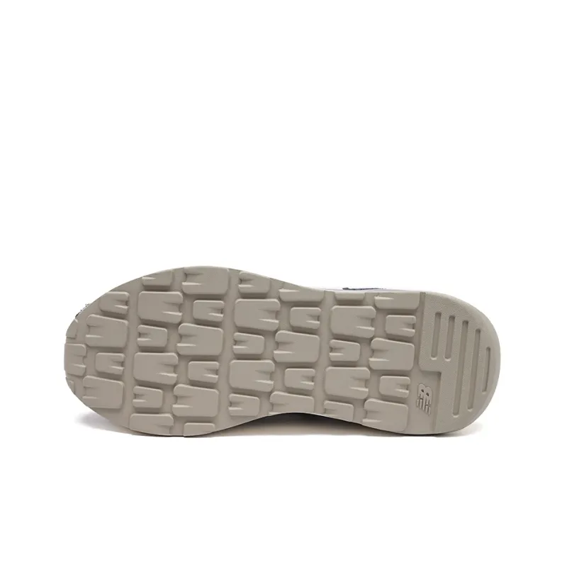 New Balance 57/40 Black Magnet Sea Salt-4