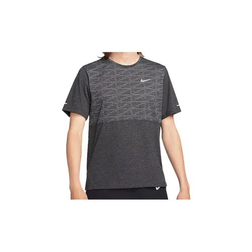 Nike T-Shirts Men Gray