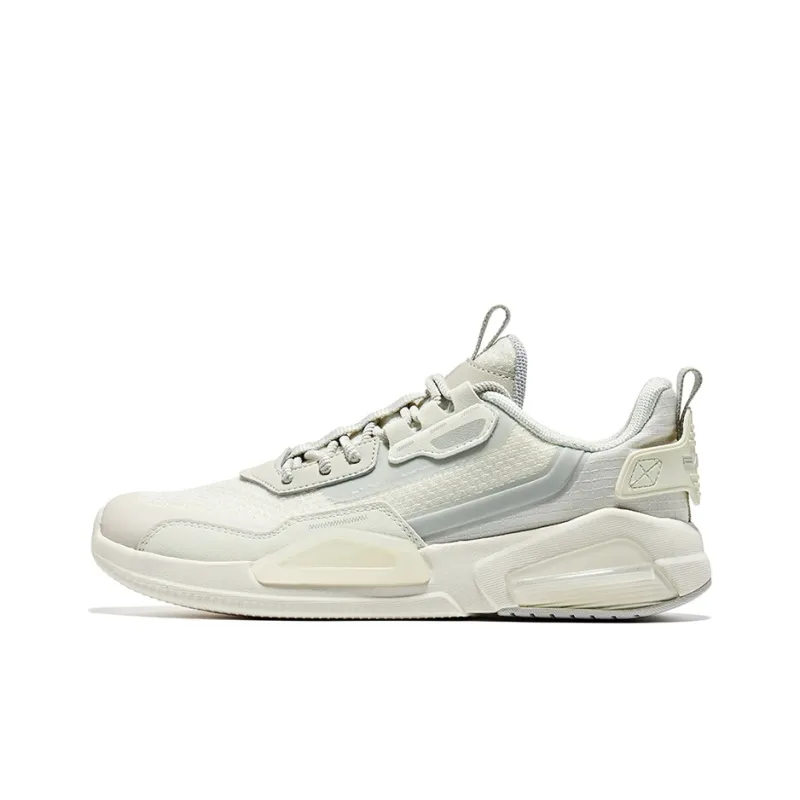 Erke Drifting Cushioned Wear-Resistant Lightweight Low-Top Running Shoes Women's Gray White-0