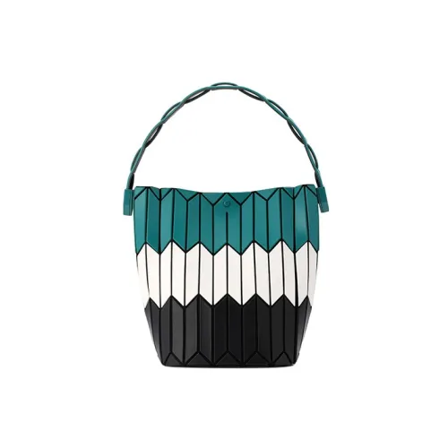 ISSEY MIYAKE Bucket Handbags