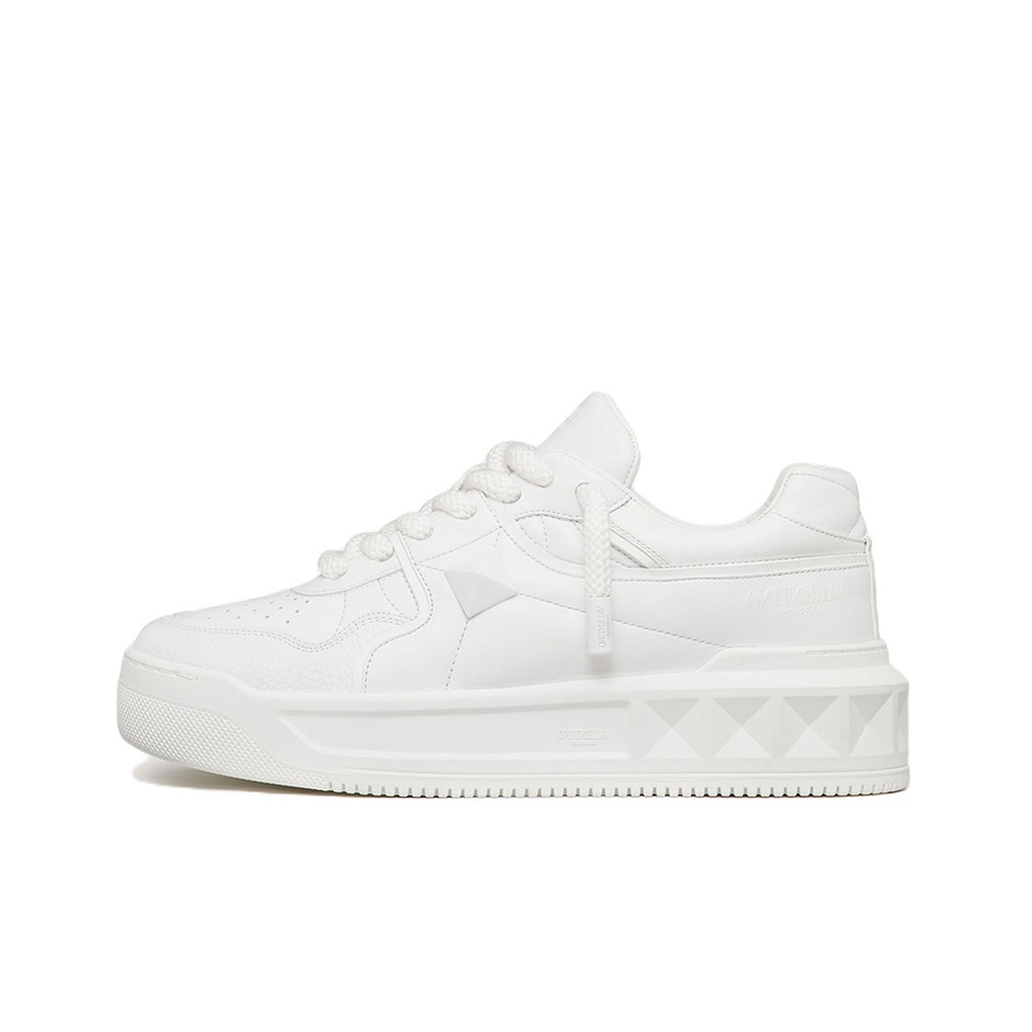 スニーカー FREEDOTS XL SNEAKERS Valentino Garavani Freedots XL Leather Sneakers | Neutrals