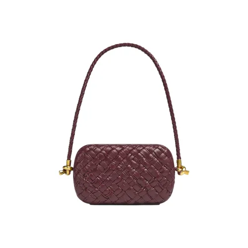 Bottega Veneta Knot Foulard Intrecciato Minaudiere On Strap Barolo