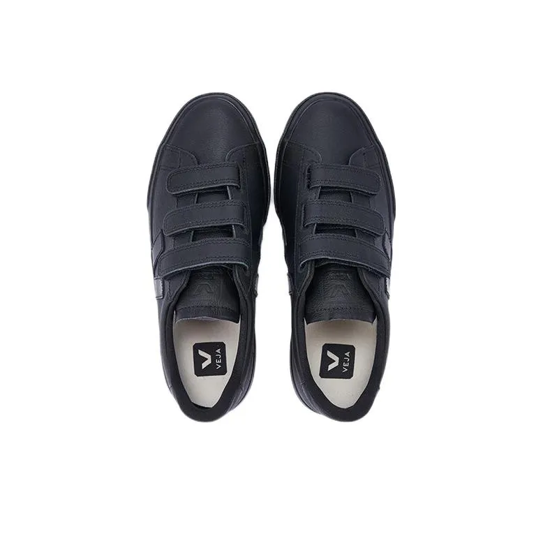 VEJA Recife Chromefree Leather 'Full Black'-3