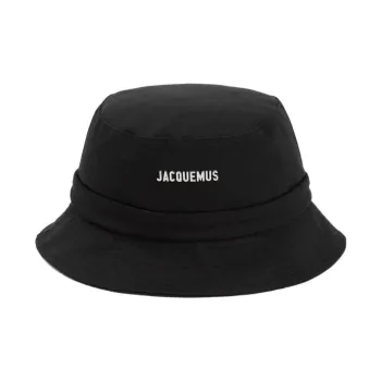 Jacquemus Le Bob Gadjo