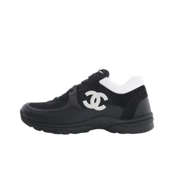 CHANEL CC Leather Sneakers Black White