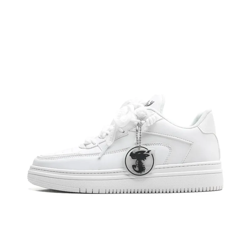 Crayon Shinchan X Jifffly Skateboard Shoes Unisex Low Top White-0