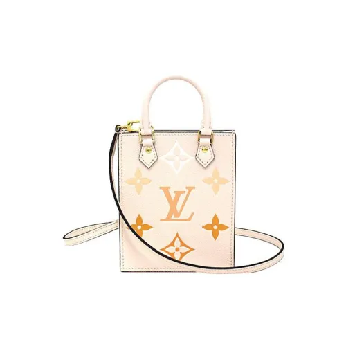 LOUIS VUITTON Summer Crossbody Bags