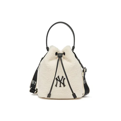 MLB Unisex New York Yankees Crossbody Bag