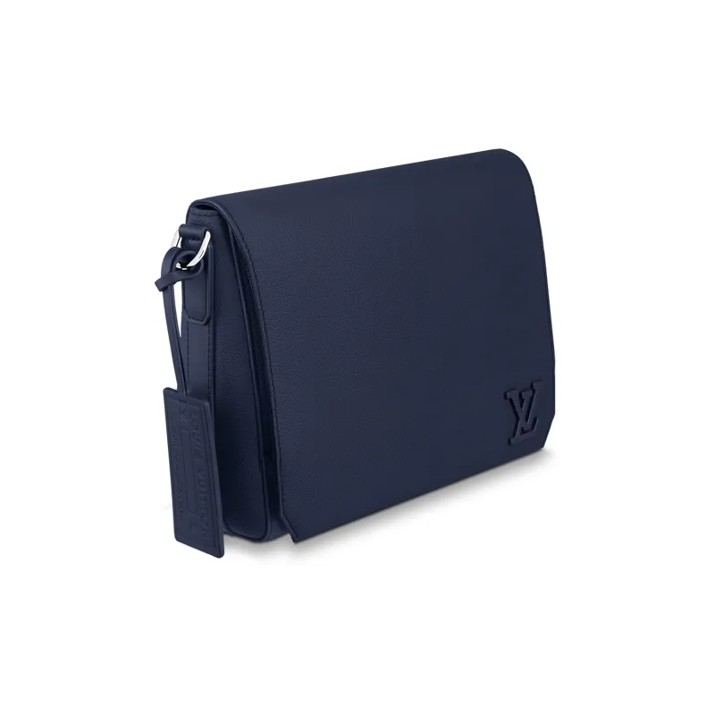 LOUIS VUITTON Takeoff Messenger-1