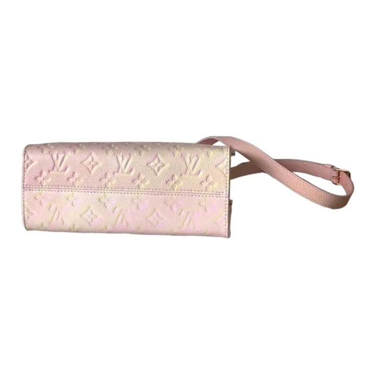 LOUIS VUITTON OnTheGo Pm Light Pink-3