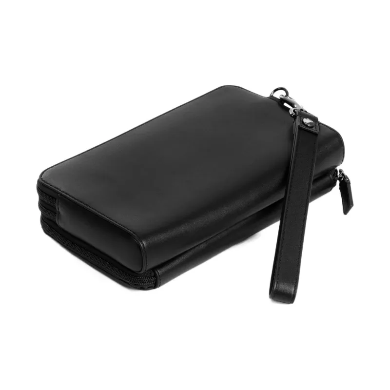 TUMI Leather Clutch Men's Black-4
