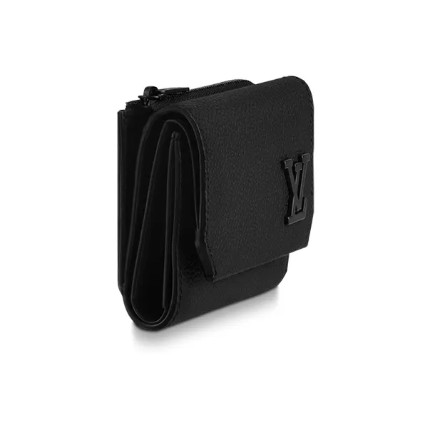 LOUIS VUITTON Pilot Wallet-1