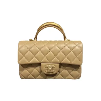 CHANEL Women's 22B Fall/Winter Handbag