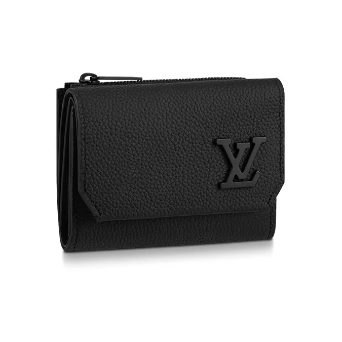 LOUIS VUITTON Pilot Wallet-0