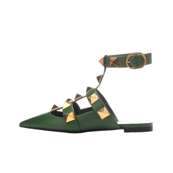 Valentino Roman Stud Casual Single Shoes Women's Green