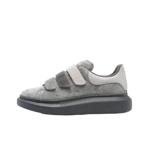 Alexander McQueen Casual Shoes Men Low-Top Gray