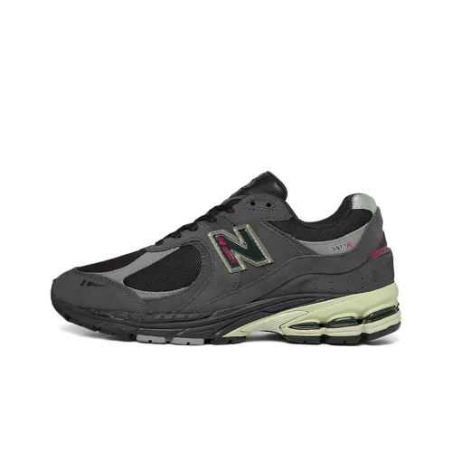 New Balance 2002R Black Grey