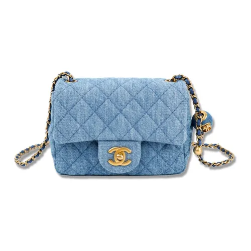 CHANEL 22c Early Spring Crossbody Bags