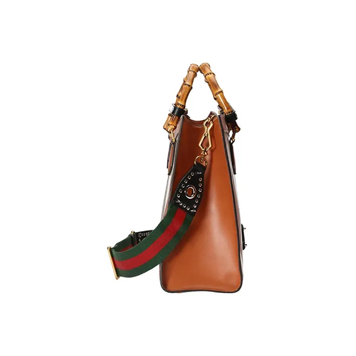 GUCCI Diana Handbags-4