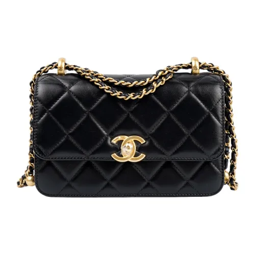 CHANEL 19Bag Calfskin With Gold Metal Black